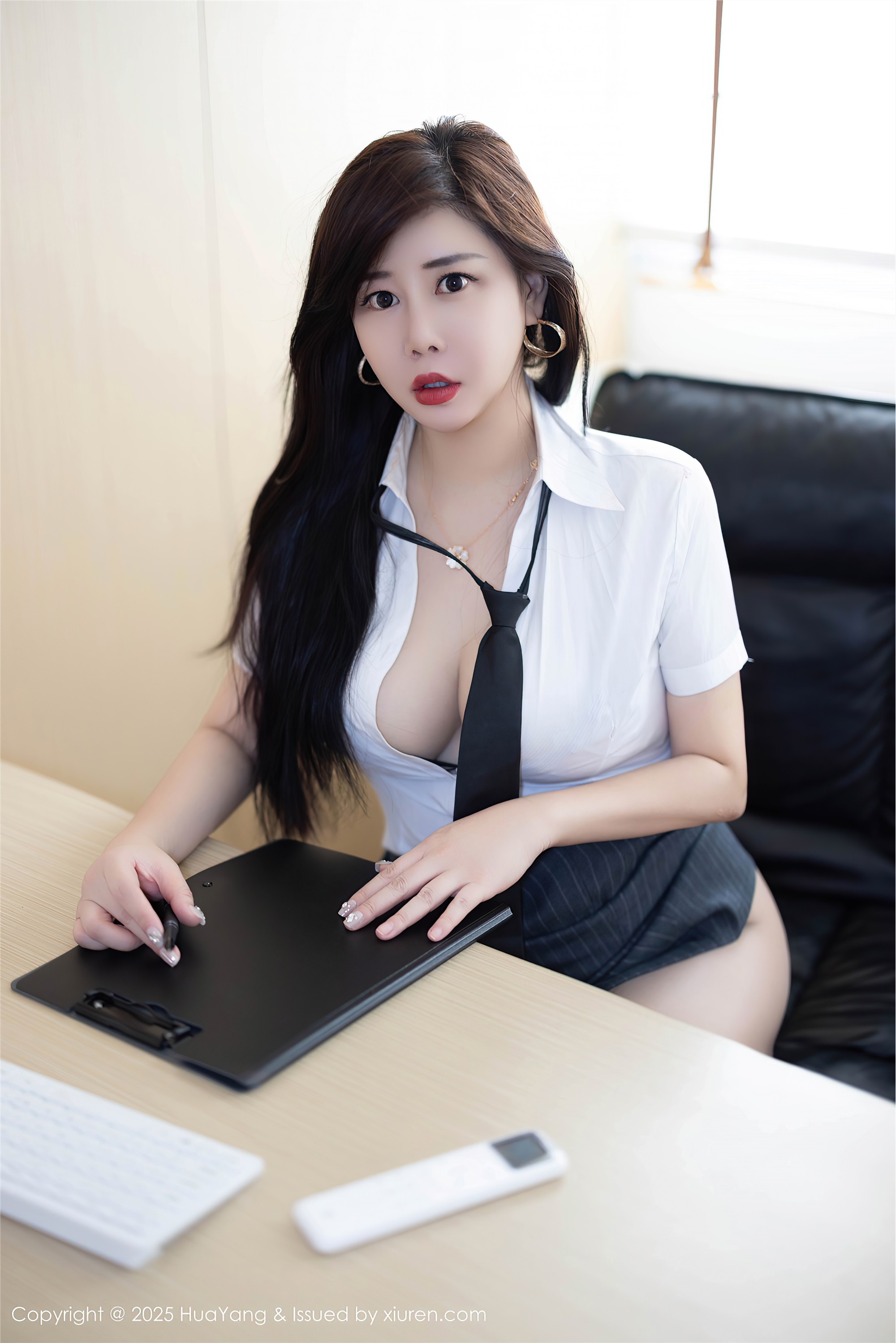 HuaYang花漾show 2025.11.06 VOL.650 王婉悠Queen